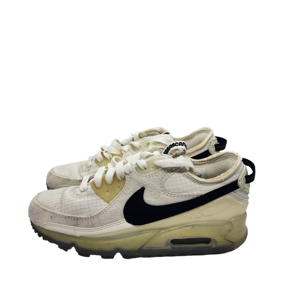 Nike Air Max Sneakers White Black Cream